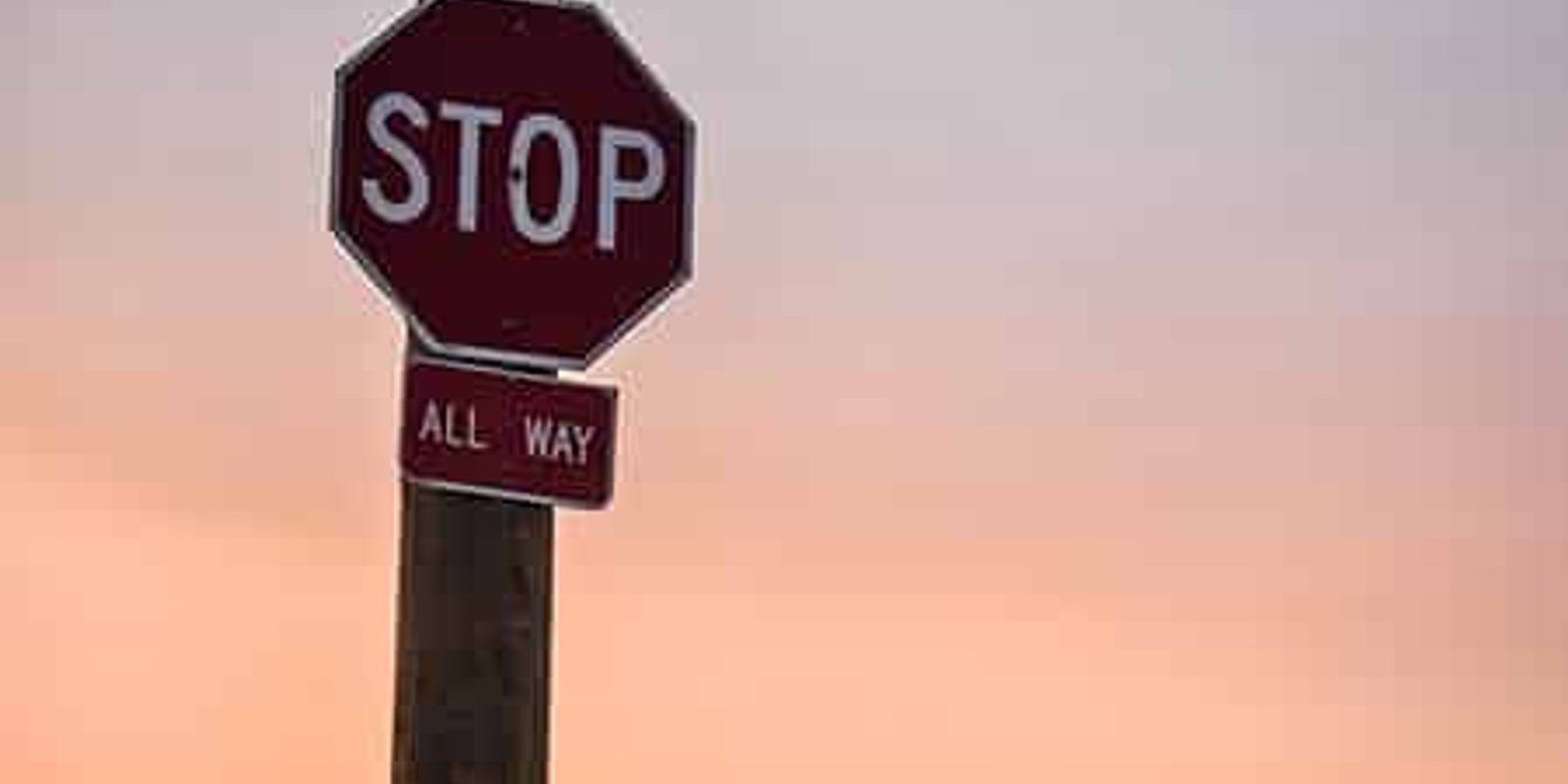 Wrong Way Drivers 101 – When Drivers See The Wrong Way Sign