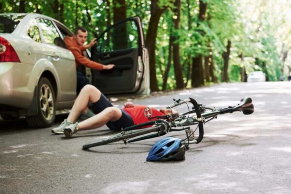 one of the bicycle accident case happened where man bumps into a rider