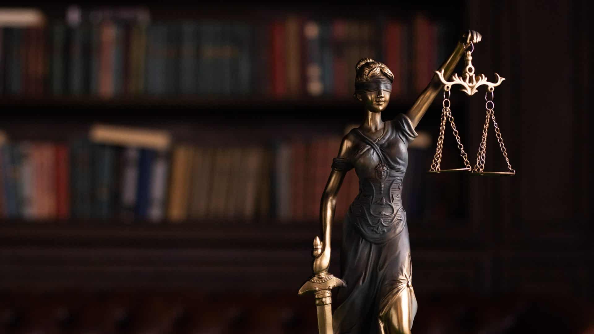 Civil vs criminal court scaled: DUI Law